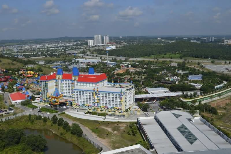 Service Residence for Sale at Afiniti Residences - Jensen Goh - Exterior - PropertyGuru.com.my