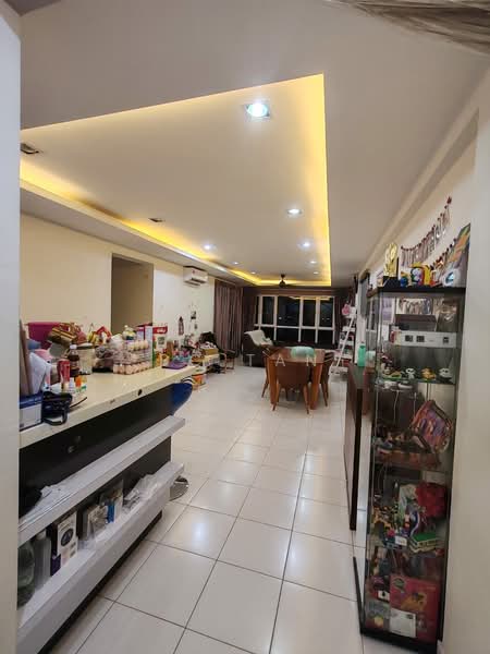 Kondominium untuk Dijual di First Residence (Residensi Unggul) - BC TAN - Living Room - PropertyGuru.com.my