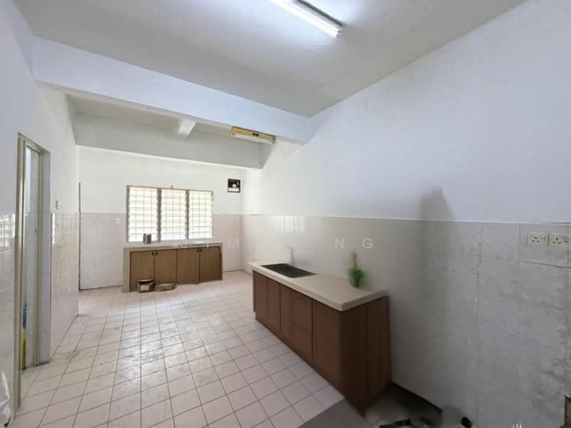 2-storey Terraced House for Sale in Bandar Mahkota Cheras (Cheras) - Jimmy Ng - Kitchen - PropertyGuru.com.my