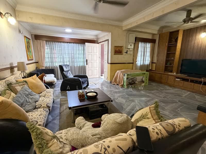 2-storey Terraced House for Sale in Bandar Utama 1 (Bandar Utama) - Calvin Law - Living Room - PropertyGuru.com.my