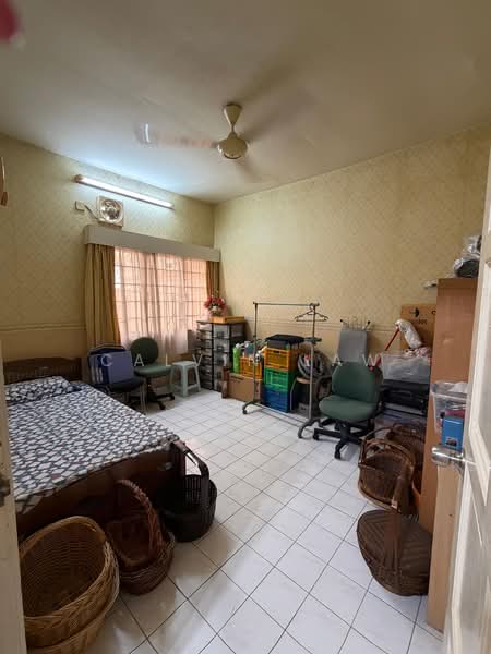 2-storey Terraced House for Sale in Bandar Utama 1 (Bandar Utama) - Calvin Law - Bedroom - PropertyGuru.com.my