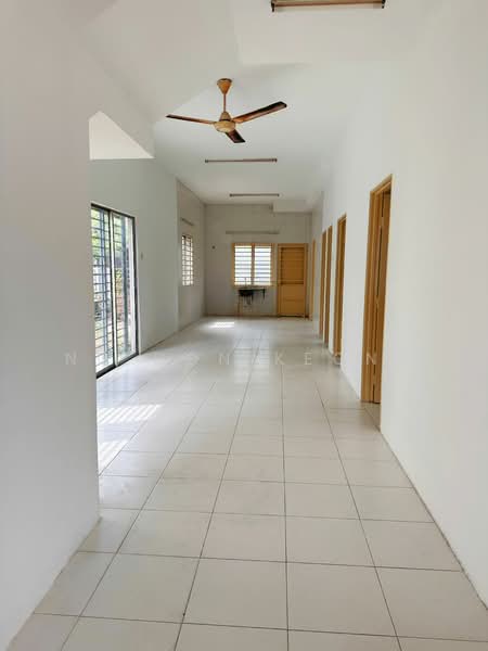 Townhouse for Sale in Taman Putra Perdana (Puchong) - Ng Hon Keong - Corridor - PropertyGuru.com.my