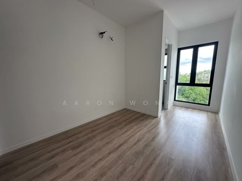 3-storey Terraced House for Sale in Taman Puncak Jalil (Seri Kembangan) - Aaron Wong - Interior - PropertyGuru.com.my