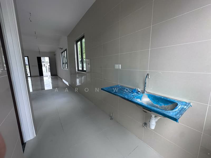 3-storey Terraced House for Sale in Taman Puncak Jalil (Seri Kembangan) - Aaron Wong - PropertyGuru.com.my