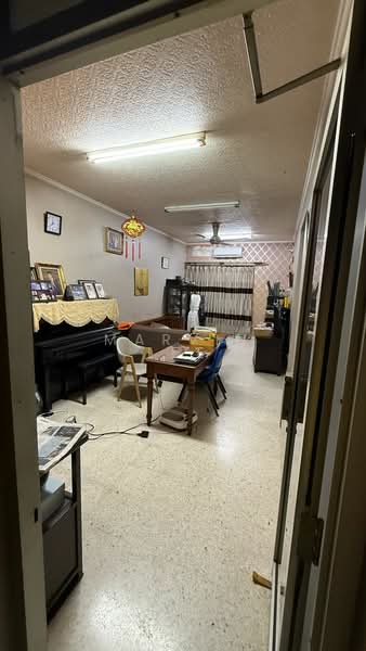 1-storey Terraced House for Sale in Taman Ehsan (Kepong) - Marvin Lee - Living Room - PropertyGuru.com.my