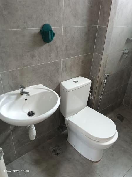 Rumah Teres 2 Tingkat untuk Dijual di Dengkil (Selangor) - Aiden Dang - Bathroom - PropertyGuru.com.my