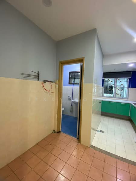 2-storey Terraced House for Sale in Taman Setia Indah (Tebrau) - Jessy Poon - Kitchen - PropertyGuru.com.my