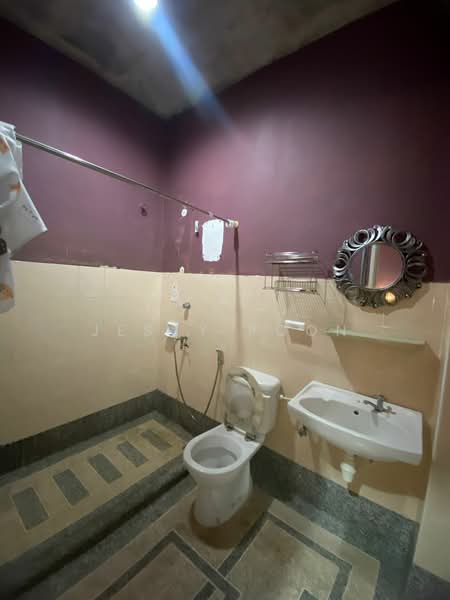 2-storey Terraced House for Sale in Taman Setia Indah (Tebrau) - Jessy Poon - Bathroom - PropertyGuru.com.my