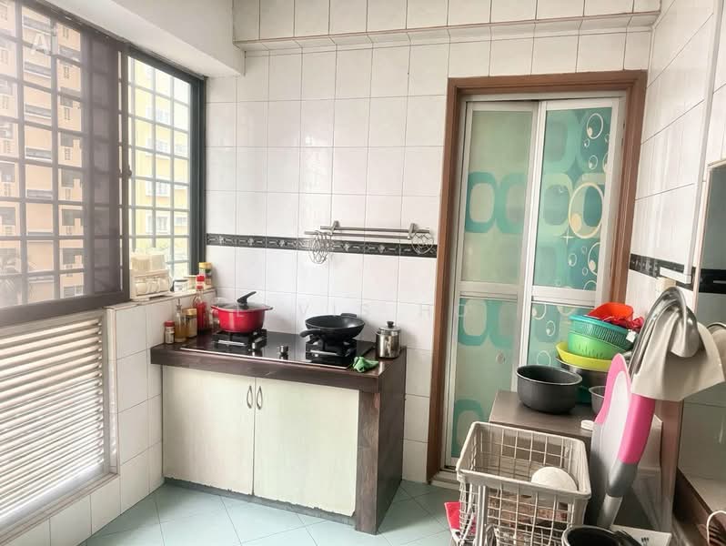 Condominium for Sale at Vista Komanwel B - Elvis Ho - Kitchen - PropertyGuru.com.my