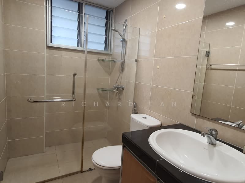 Condominium for Sale at Cascadium - Richard Tan - Master Bathroom - PropertyGuru.com.my