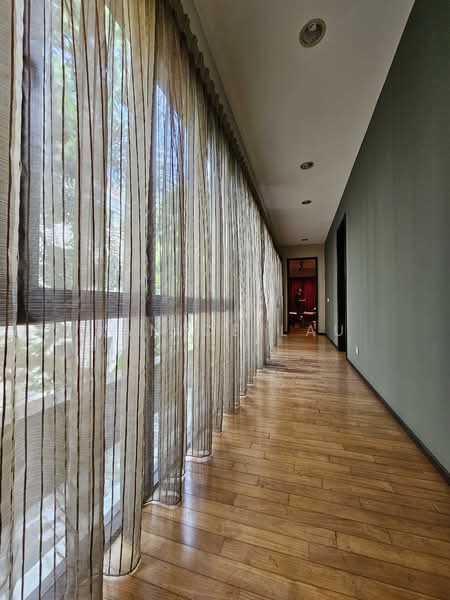 Rumah Banglo untuk Dijual di Bukit Gita Bayu (Seri Kembangan) - Janice Lau - Corridor - PropertyGuru.com.my