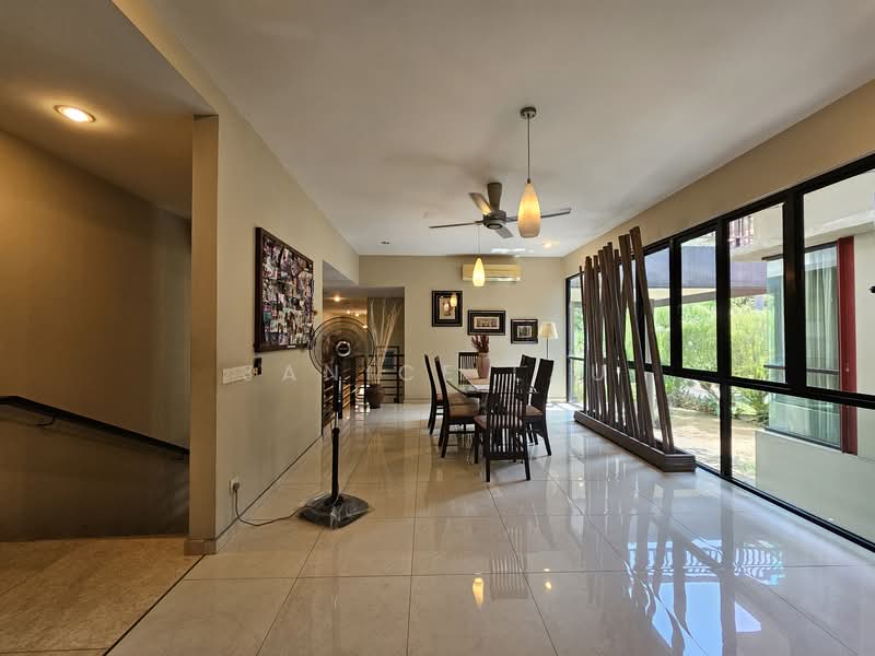 Rumah Banglo untuk Dijual di Bukit Gita Bayu (Seri Kembangan) - Janice Lau - Dining Room - PropertyGuru.com.my