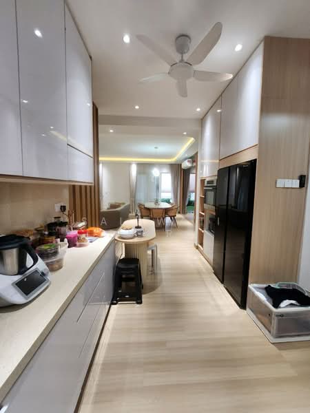 Rumah Kluster untuk Dijual di Seksyen 17 (Shah Alam) - Salawati Busro - Kitchen - PropertyGuru.com.my