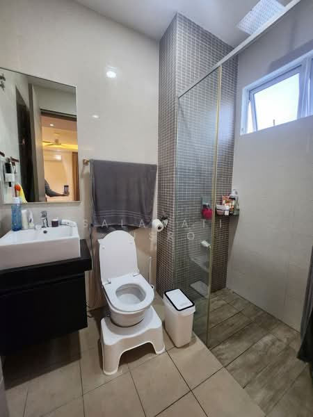 Rumah Kluster untuk Dijual di Seksyen 17 (Shah Alam) - Salawati Busro - Bathroom - PropertyGuru.com.my