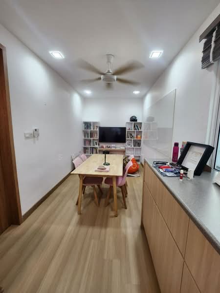 Rumah Kluster untuk Dijual di Seksyen 17 (Shah Alam) - Salawati Busro - Study - PropertyGuru.com.my