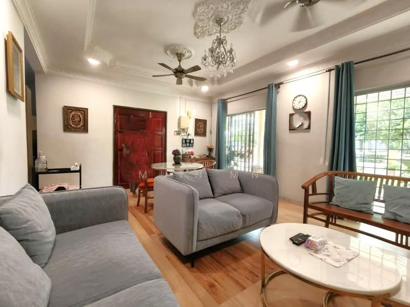Bungalow Land for Sale in Bukit Sentosa (Rawang) - Muin Mn - Living Room - PropertyGuru.com.my