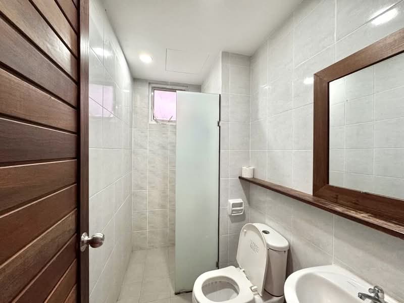 Kondominium untuk Disewa di i-Santorini - Yuki Bong - Bathroom - PropertyGuru.com.my