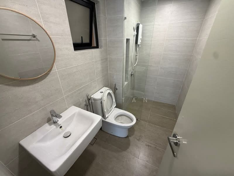 Servis Apartment untuk Dijual di SouthPlace Residences @ Tropicana Metropark - Yao Tan - Bathroom - PropertyGuru.com.my