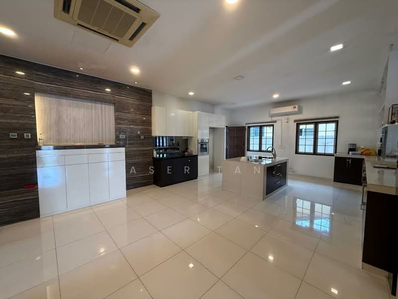 Rumah Banglo untuk Dijual di Taman Kebun Teh (Johor Bahru) - SASER TAN. - Kitchen - PropertyGuru.com.my