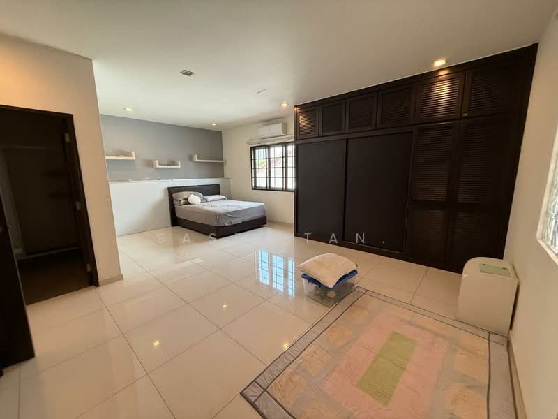 Rumah Banglo untuk Dijual di Taman Kebun Teh (Johor Bahru) - SASER TAN. - Bedroom - PropertyGuru.com.my