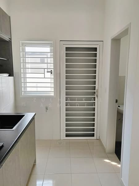 Rumah Teres untuk Disewa di Sepang (Selangor) - Zulhaikal Asmadee - Kitchen - PropertyGuru.com.my