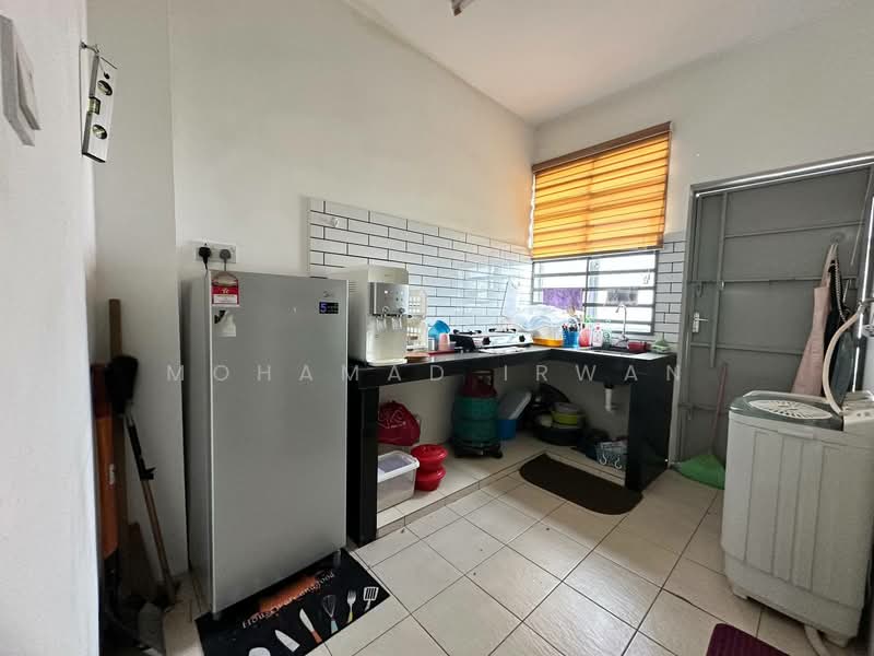 1-storey Terraced House for Sale in Ipoh (Perak) - Mohamad Irwan - Kitchen - PropertyGuru.com.my