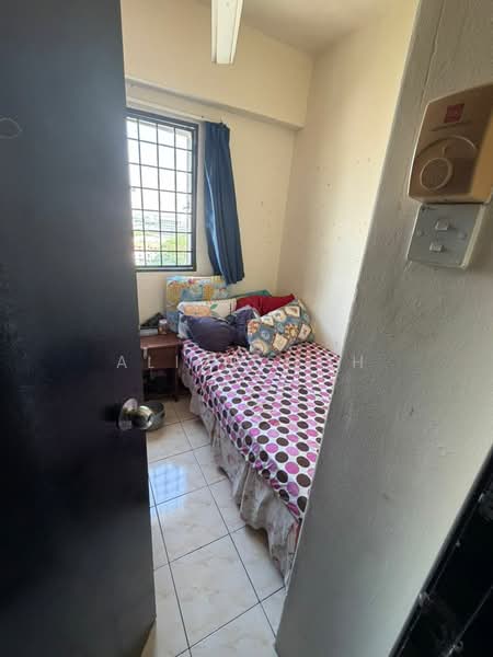 Pangsapuri untuk Dijual di Tulin Apartment - Alice Goh - Bedroom - PropertyGuru.com.my