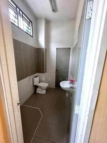 2-storey Terraced House for Sale in Nusa Sentral (Iskandar Puteri (Nusajaya)) - Karl Lim - Bathroom - PropertyGuru.com.my