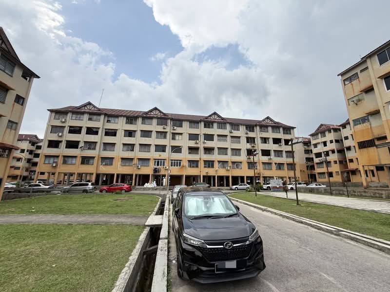 Rumah Flat untuk Dijual di Taman Daya - Jalan Nibong 28 - Kelvin Koay - Exterior - PropertyGuru.com.my