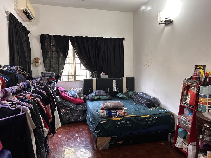 Pangsapuri untuk Dijual di Sri Kesidang - Jenny Harjit - Bedroom - PropertyGuru.com.my