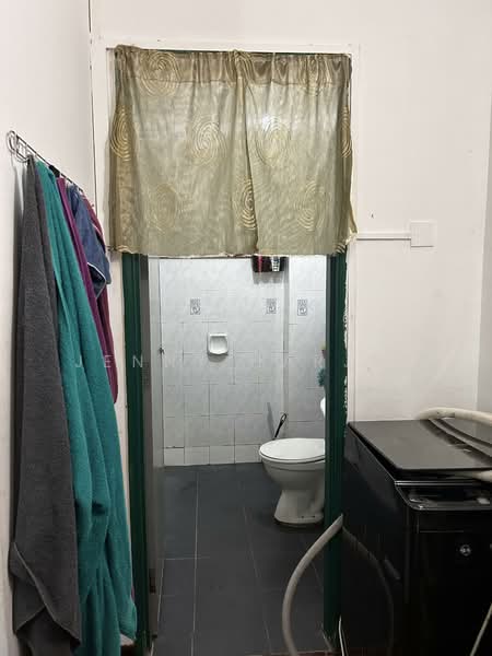 Pangsapuri untuk Dijual di Sri Kesidang - Jenny Harjit - Bathroom - PropertyGuru.com.my