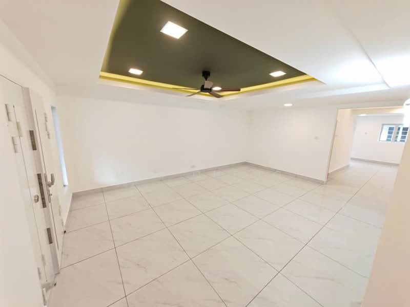 Rumah Teres 2 Tingkat untuk Dijual di Bandar Sungai Long (Selangor) - Mac Chong - Living Room - PropertyGuru.com.my