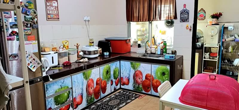 2-storey Terraced House for Sale in Bandar Bukit Tinggi (Klang) - Shahrul Nizam - Kitchen - PropertyGuru.com.my
