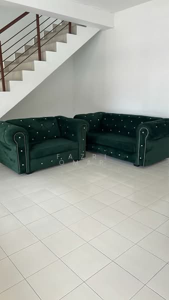Rumah Kluster untuk Dijual di Setia Impian (Setia Alam) - Fazri Omar - Living Room - PropertyGuru.com.my