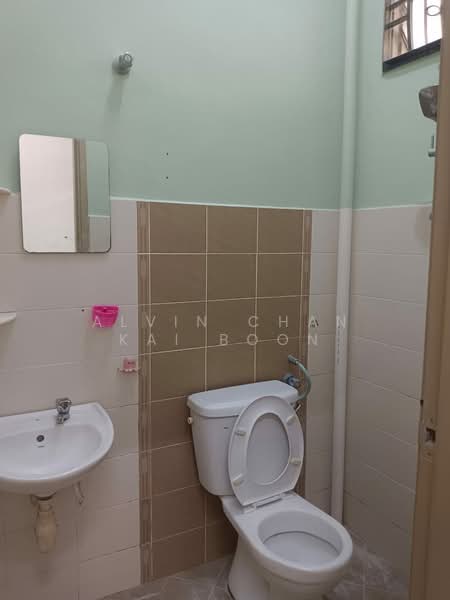 1-storey Terraced House for Sale in Krubong (Melaka) - Alvin Chan Kai Boon - Bathroom - PropertyGuru.com.my
