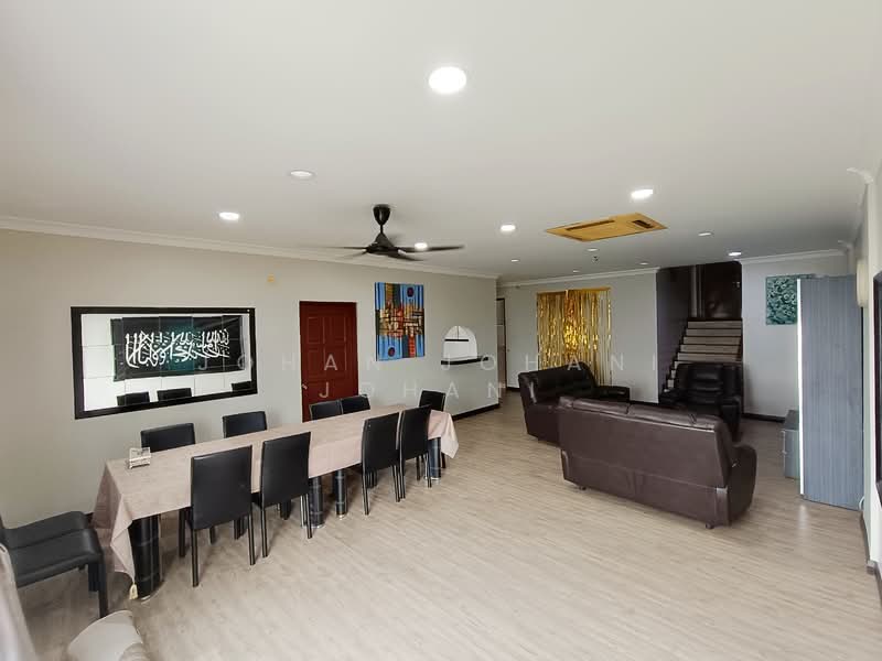 Townhouse for Sale in Taman Tasik Prima (Puchong) - Johan Johani Johani - Living Room - PropertyGuru.com.my