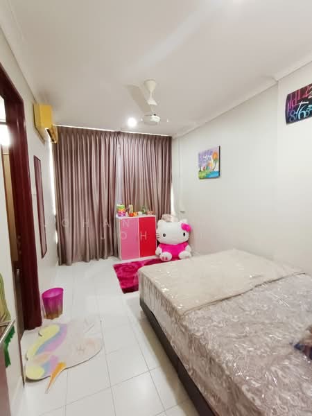 Townhouse for Sale in Taman Tasik Prima (Puchong) - Johan Johani Johani - Bedroom - PropertyGuru.com.my