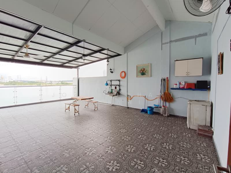 Townhouse for Sale in Taman Tasik Prima (Puchong) - Johan Johani Johani - Balcony - PropertyGuru.com.my