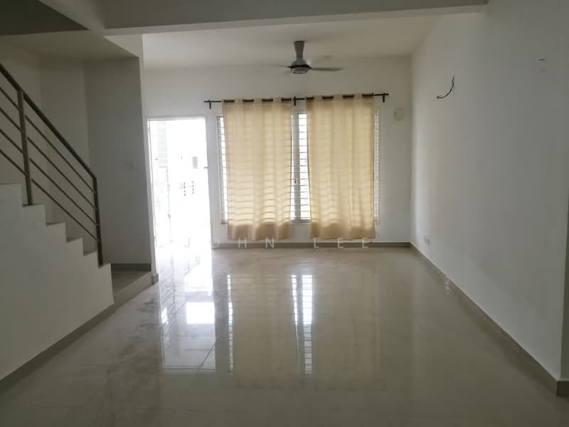 1.5-storey Terraced House for Sale in Puchong (Selangor) - John Lee - Living Room - PropertyGuru.com.my
