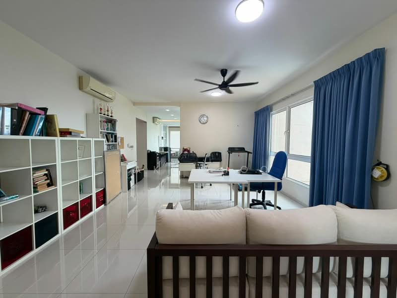 Kondominium untuk Dijual di Central Park condominium - Jake Khoo - Living Room - PropertyGuru.com.my