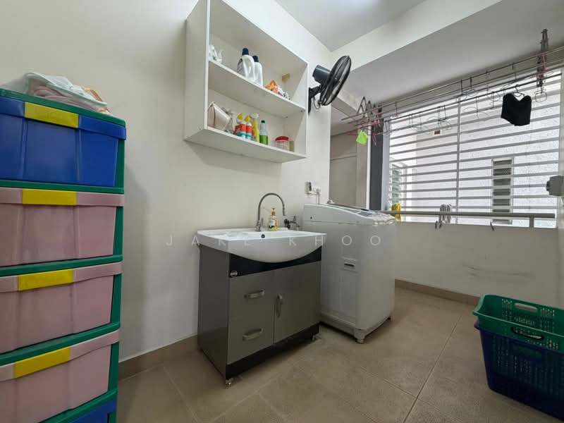 Kondominium untuk Dijual di Central Park condominium - Jake Khoo - Balcony - PropertyGuru.com.my