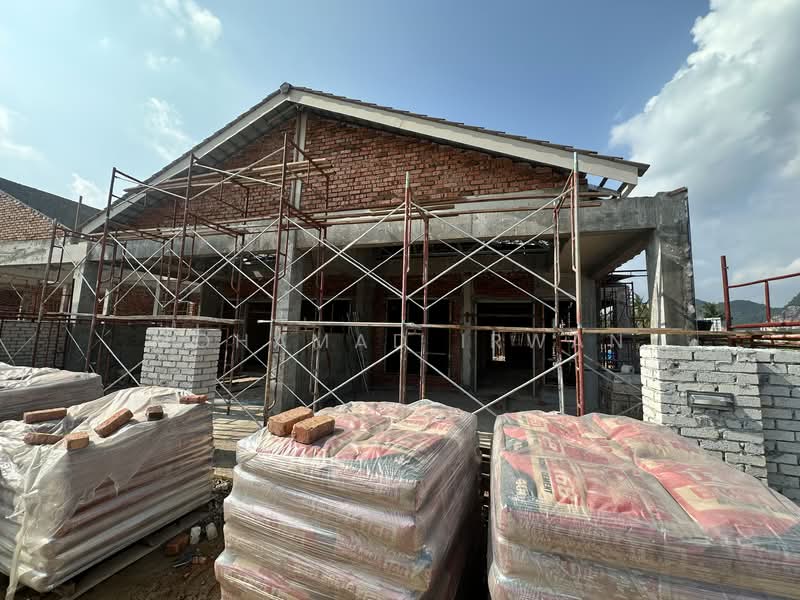 Terraced House for Sale in Kampung Kepayang (Perak) - Mohamad Irwan - Exterior - PropertyGuru.com.my