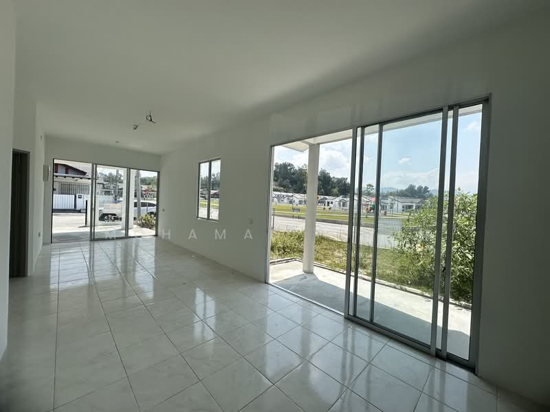 Terraced House for Sale in Kampung Kepayang (Perak) - Mohamad Irwan - Living Room - PropertyGuru.com.my