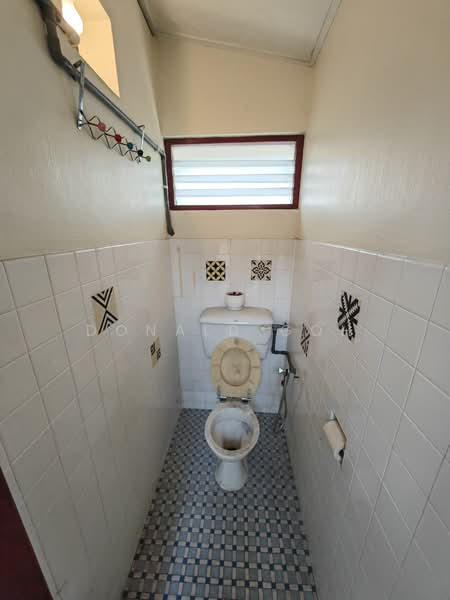 Rumah Teres 1 Tingkat untuk Disewa di Ipoh (Perak) - Donald Goh - Bathroom - PropertyGuru.com.my