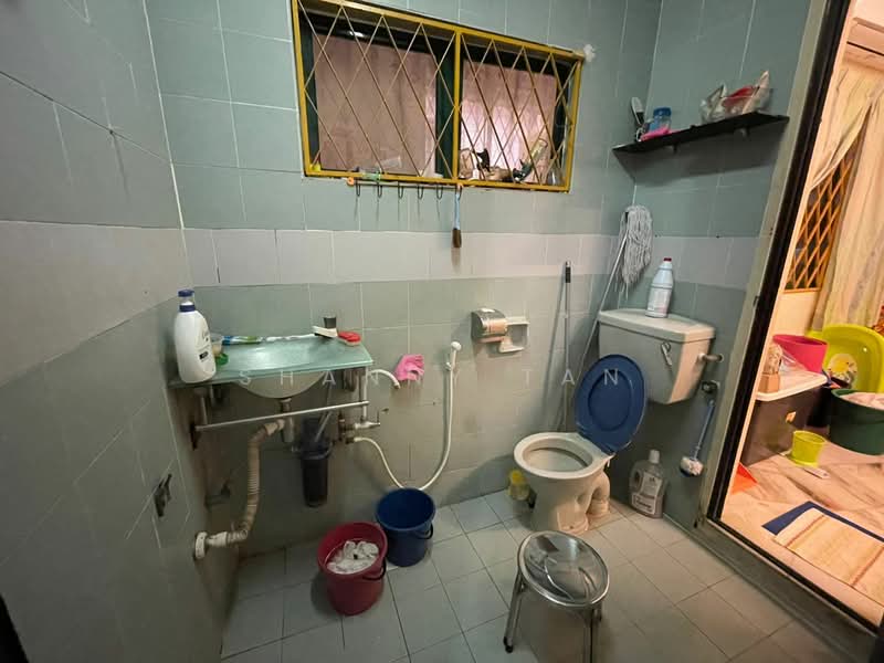 Rumah Teres 2 Tingkat untuk Dijual di Bandar Sungai Long (Selangor) - Shanny Tan - Bathroom - PropertyGuru.com.my
