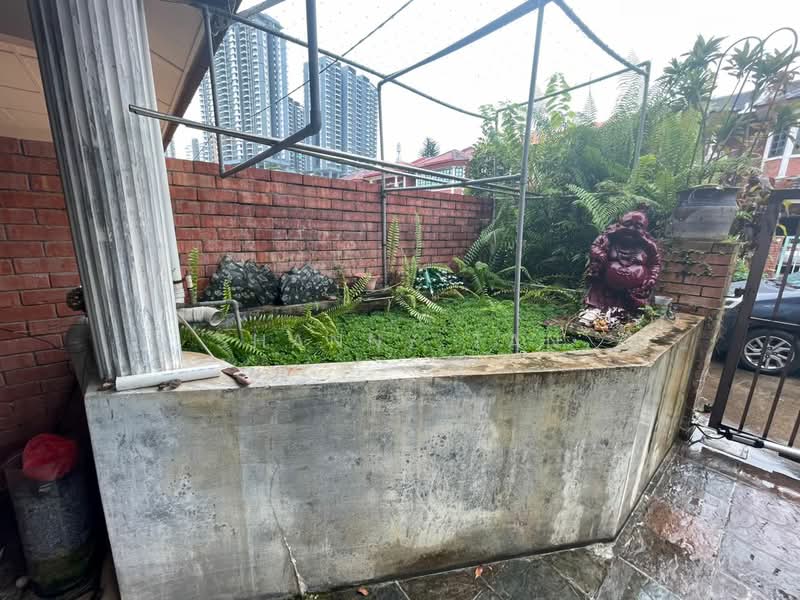 Rumah Teres 2 Tingkat untuk Dijual di Bandar Sungai Long (Selangor) - Shanny Tan - Garden - PropertyGuru.com.my