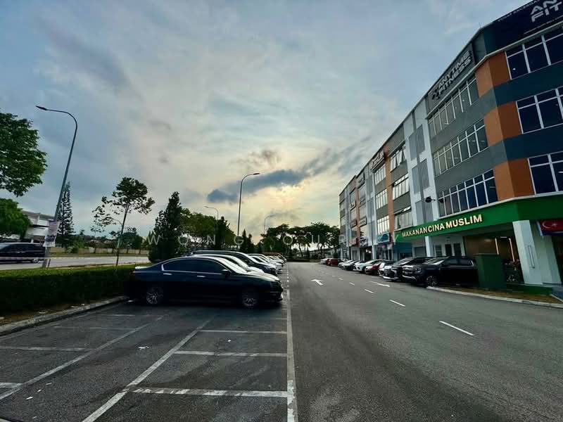 Shop for Rent in Austin Crest (Johor Bahru) - Wong Ouray - Exterior - PropertyGuru.com.my