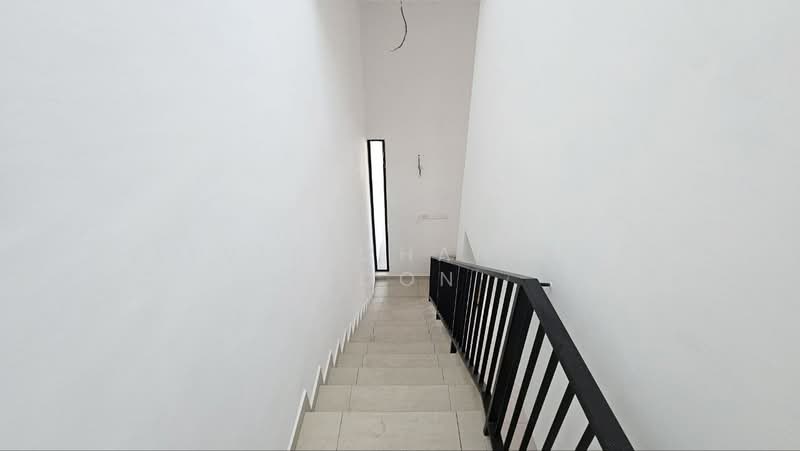 2-storey Terraced House for Sale in Taman Bukit Cheng (Cheng) - Alvin Chan Kai Boon - Interior - PropertyGuru.com.my