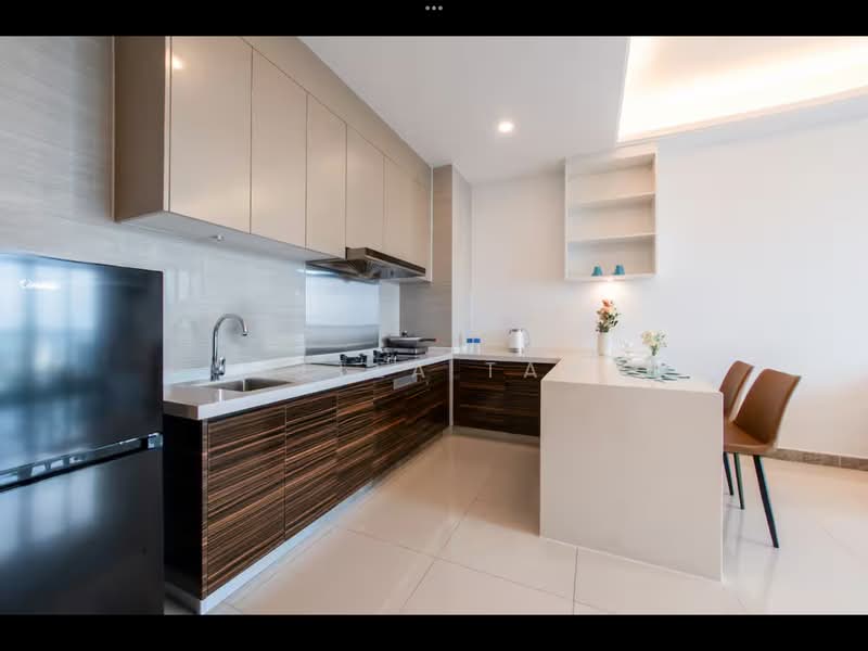 Apartment for Sale at R&F Princess Cove Phase 3-New Casa Suites - Bella Tan - Kitchen - PropertyGuru.com.my