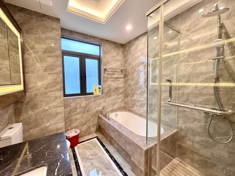 Apartment for Sale at R&F Princess Cove Phase 3-New Casa Suites - Bella Tan - Bathroom - PropertyGuru.com.my